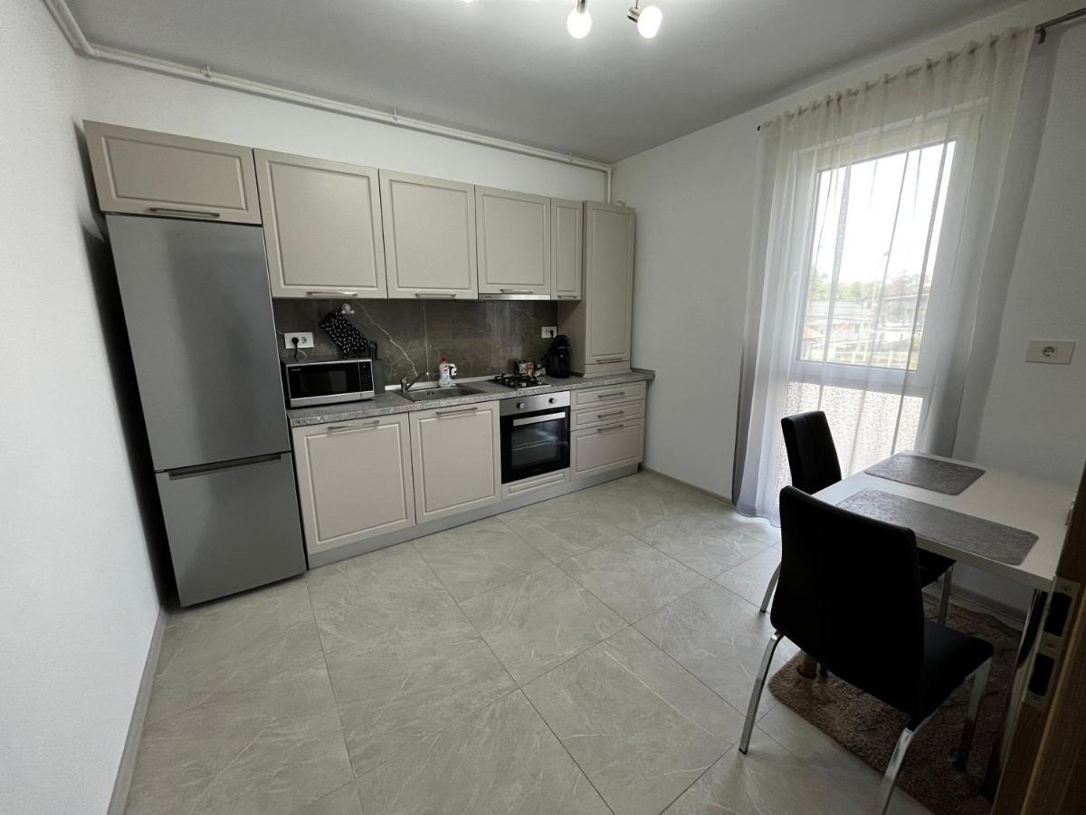 Apartament Modern Cu O Camera Apartman Temesvár Kültér fotó